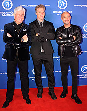 Award „Erfolgspersönlichkeit des Jahres“  Arnold Schwartzenegger,, Jürgen Höller  (©Foto: Martin Schmitz)